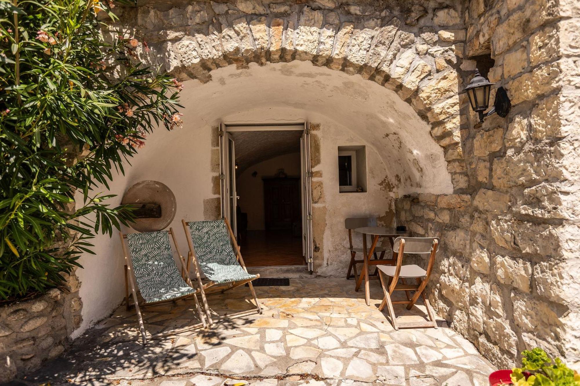 Les Monteils Grospierres Exterior foto